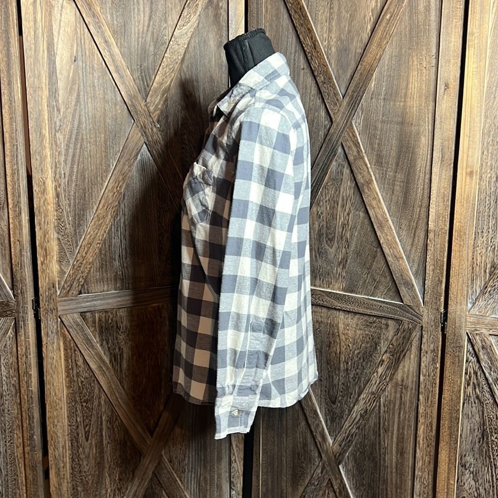 Field & Stream flannel top - Picture 3 of 7